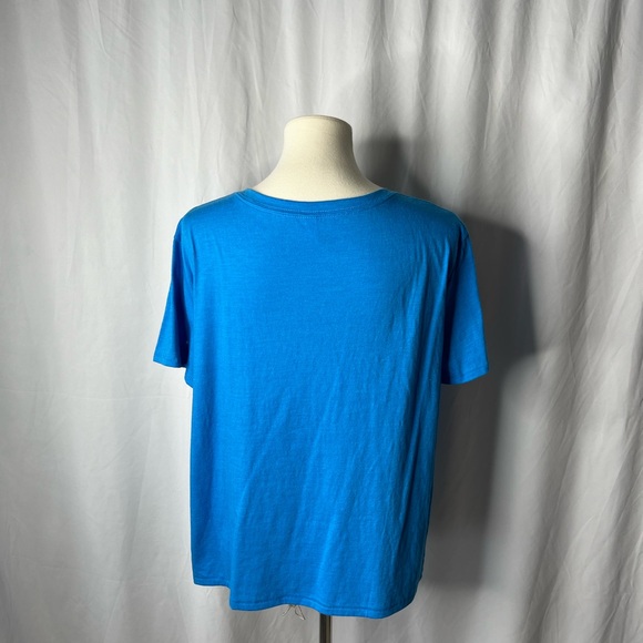 B.P. Blue V-neck T-shirt - new with tags - Large - Picture 6 of 9